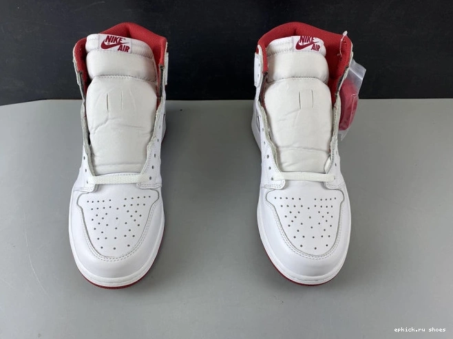 Cheap Air Jordan Red 555088-103 1 Retro Metallic (2017) 0724